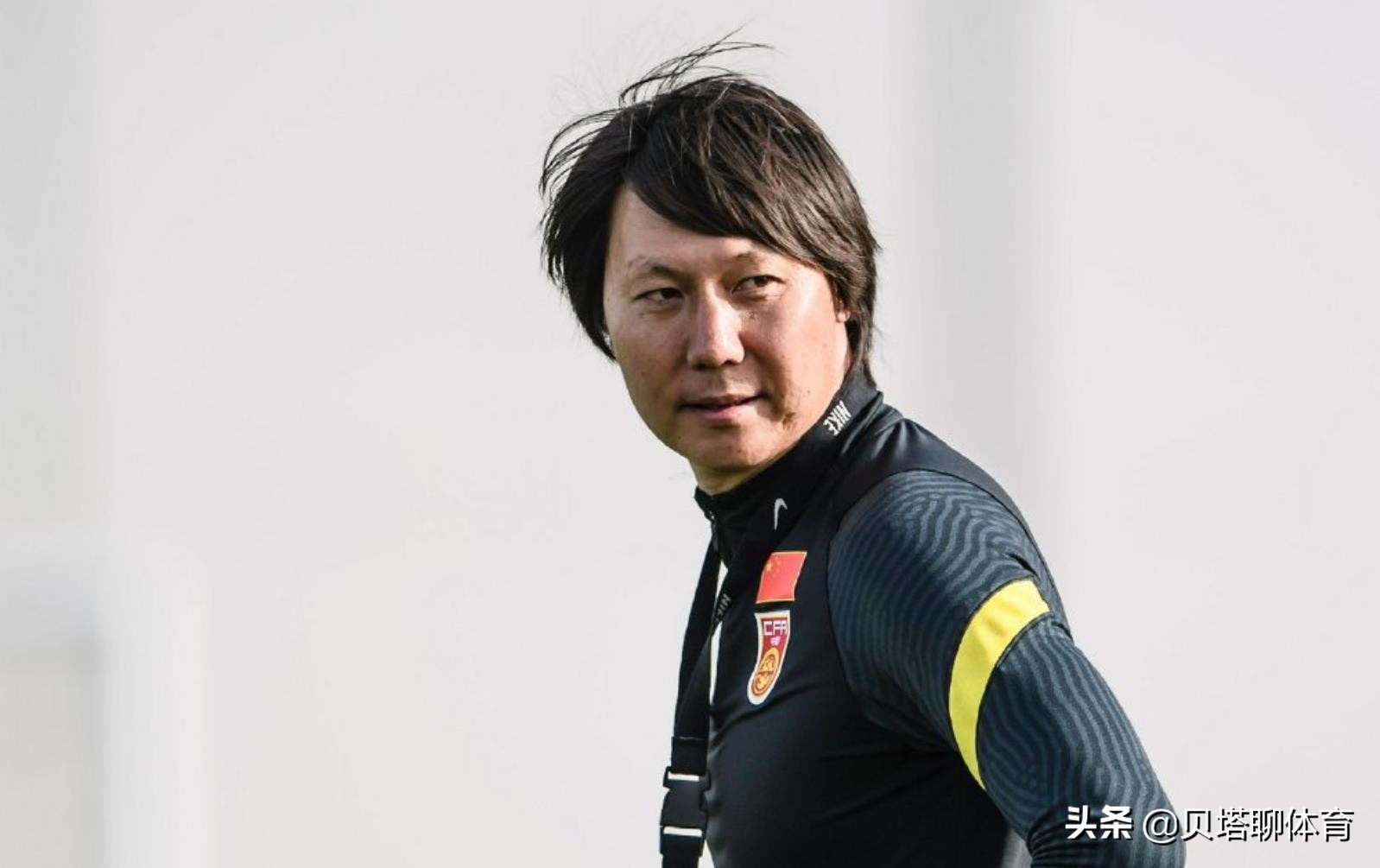 国足客场0-2越南7分钟丢2球,国足3比2绝杀越南激情咆哮式解说