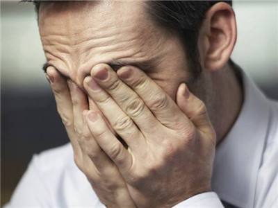 只有一只眼睛近视需要戴眼镜吗,一只眼近视一只不近视要戴眼镜吗