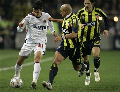 世界传奇卡洛斯,传奇卡洛斯和时刻卡洛斯哪个好