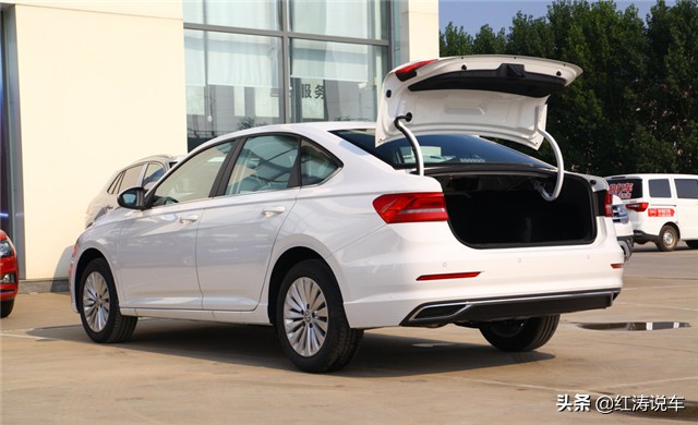 买辆朗逸轿车好还是国产suv,买大众朗逸性价比怎么样