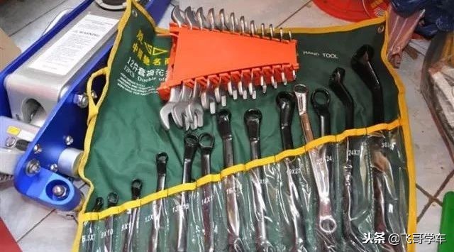 ea2111.6自吸正时皮带更换视频,发动机正时皮带的更换步骤