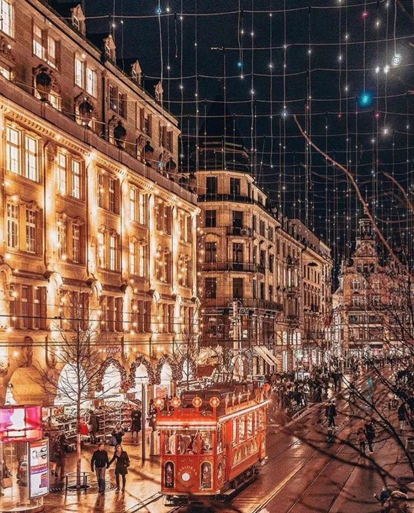 因为太美禁止拍照的小镇,世界上幸福指数爆棚的国家