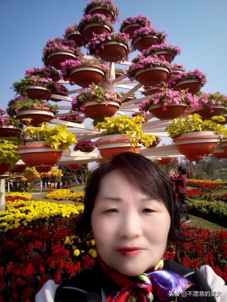 可爱的少妇自拍越来越丰满越来越成熟了