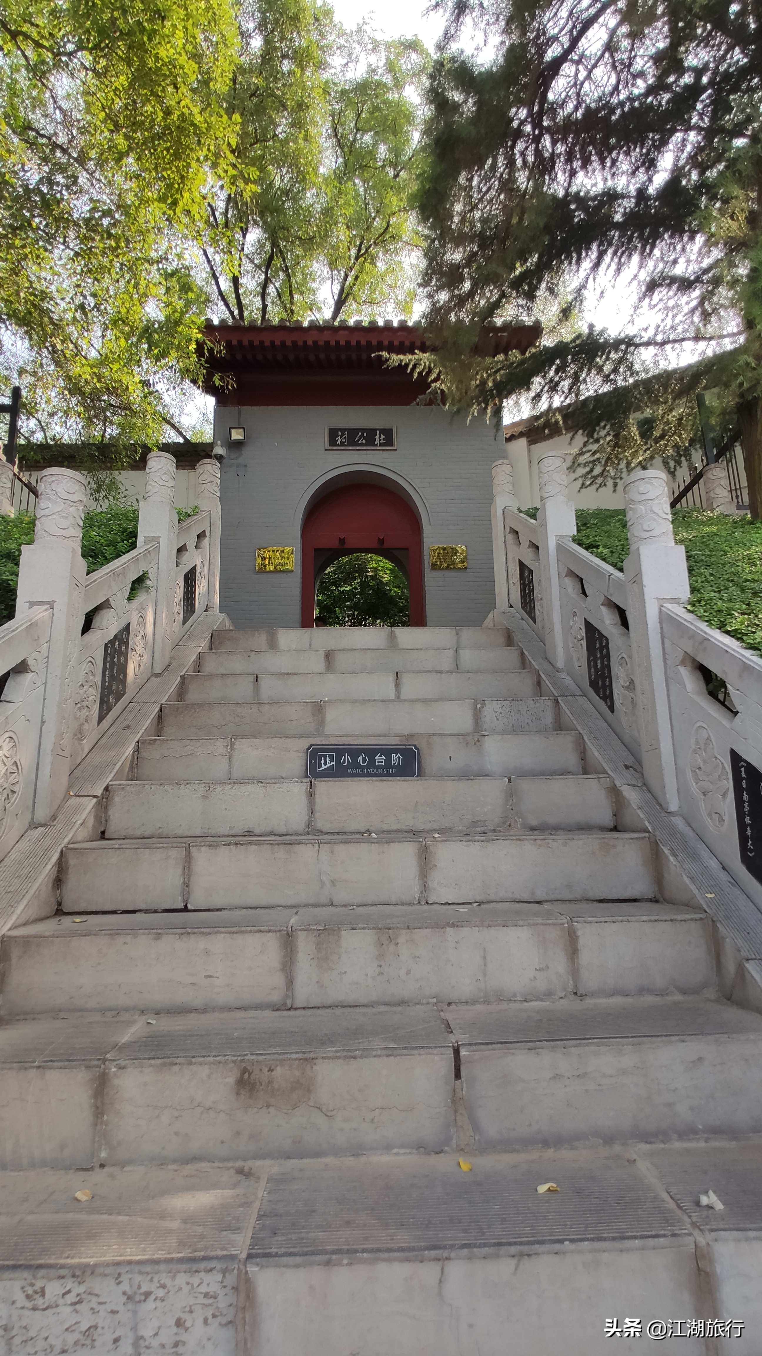 坐地铁逛西安周边,西安地铁坐一趟领略5000年文明