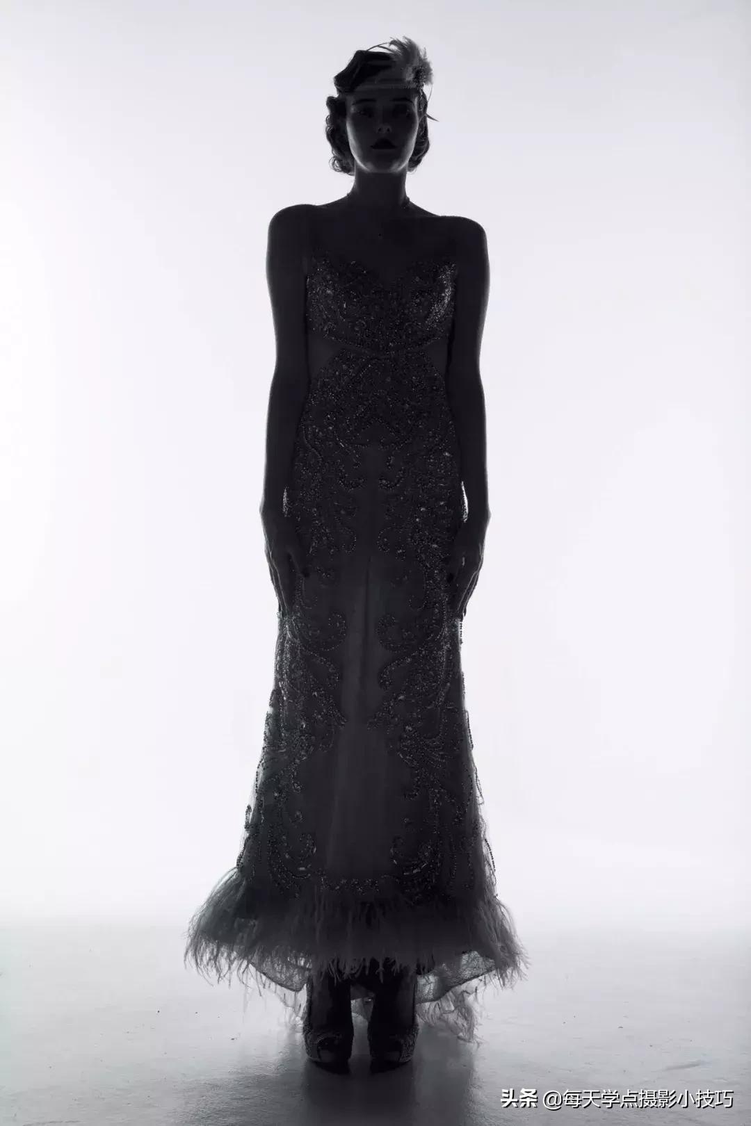 人像摄影怎么以s形摆美姿,摄影美姿技巧口诀