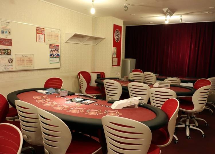 女仆咖啡厅日本,带你解读日本东京街头时尚文化