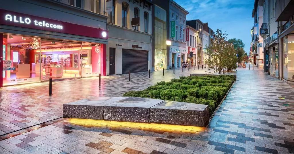 商业街区的景观设计要点和原则,复古怀旧商业街景观设计