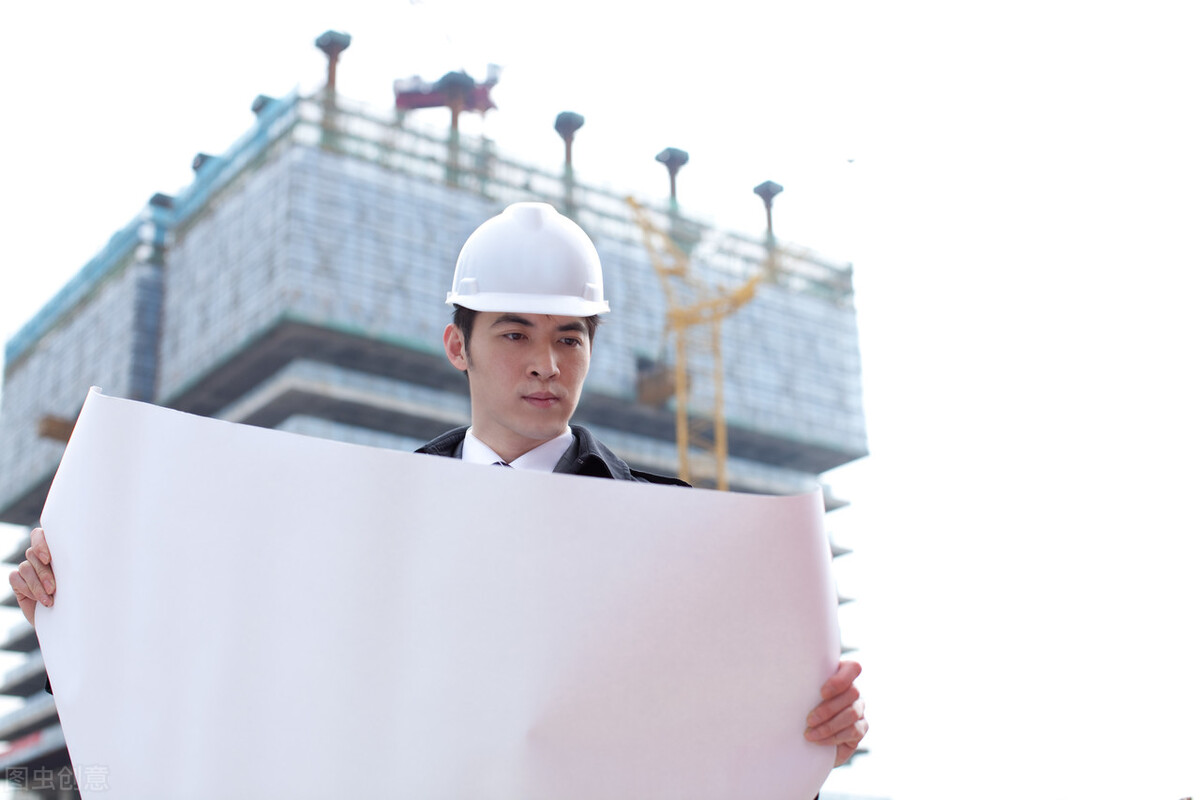 持证上岗工资翻倍,建筑业平均工资