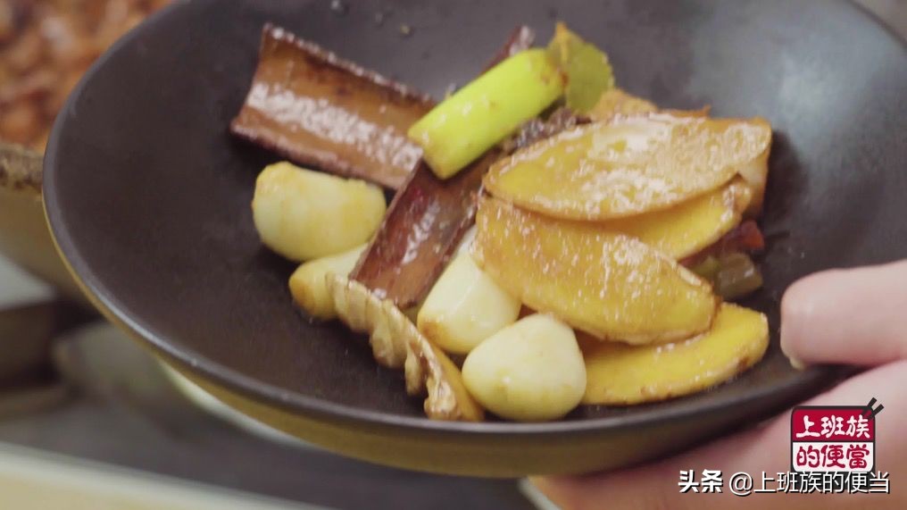 麻辣干溜兔肉最正宗的做法,正宗兔肉怎么做