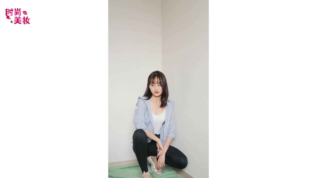 职场极简女装,穿衣搭配技巧秒变职场女性