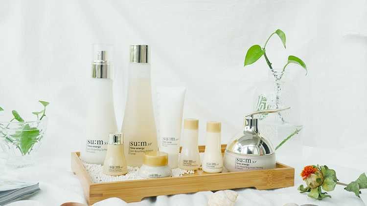 种草全球好美妆润唇膏,保湿修护产品测评