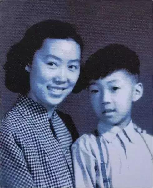 史铁生世界以痛吻我文案,世界以痛吻我史铁生