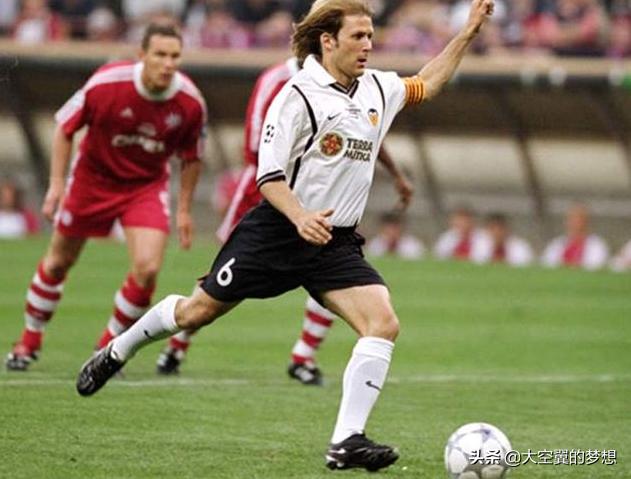 错误的足球转会是否会对职业生涯产生致命影响？