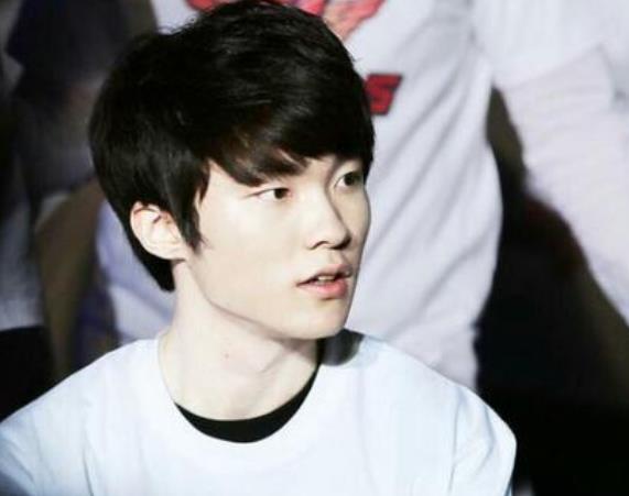 lck全方面完爆lpl,lck解说分析lpl