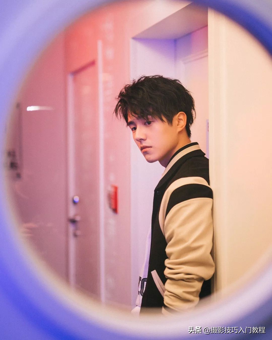 刘昊然拍照教程,刘昊然100种拍照姿势