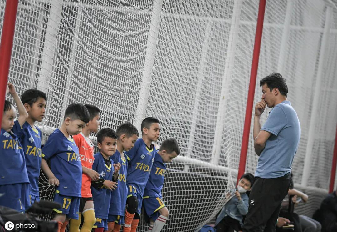 他不是神童纪录片,他不是神童