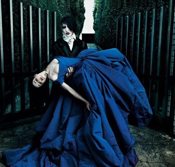 她把脱衣舞跳成艺术被称为世界首席脱衣舞娘，她就是性感的最高级