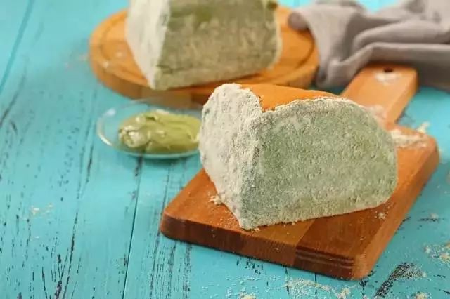 排队40米，刷爆西安人的朋友圈，都为了小寨这款网红“包”！