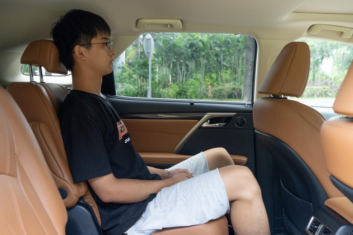 雷克萨斯rx450h试驾出售,雷克萨斯rx450hl七座深度测评