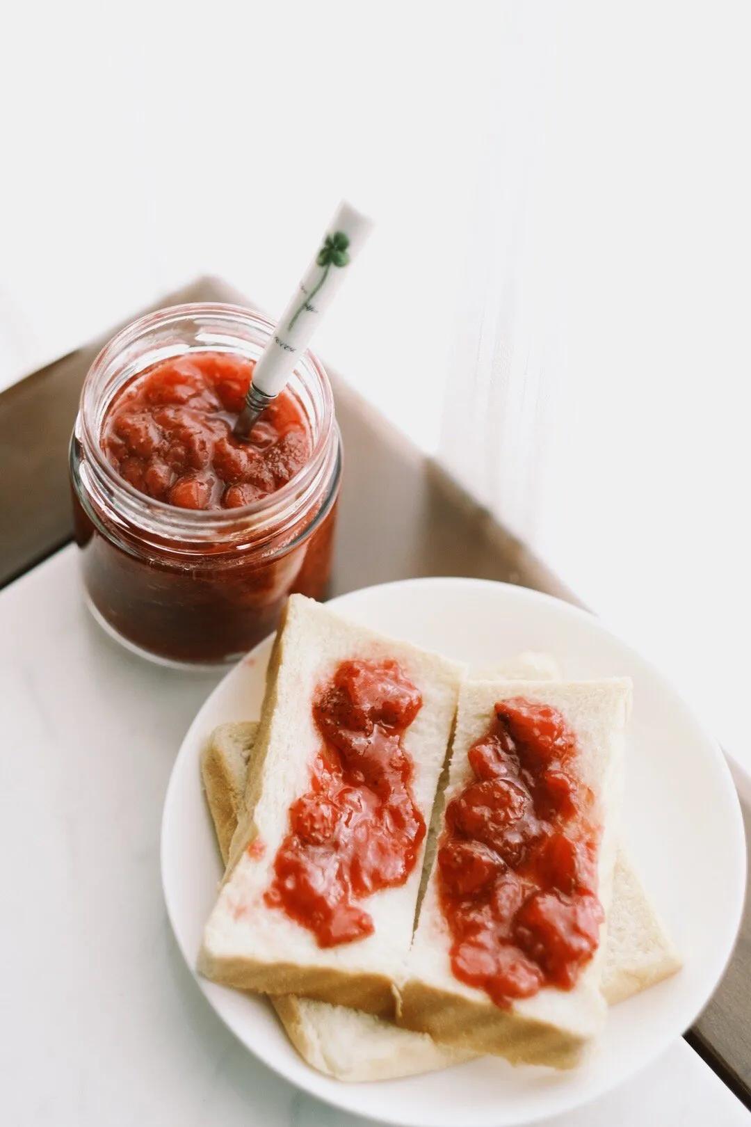 超简单的草莓酱做法,早餐必备的草莓酱轻轻松松get起来