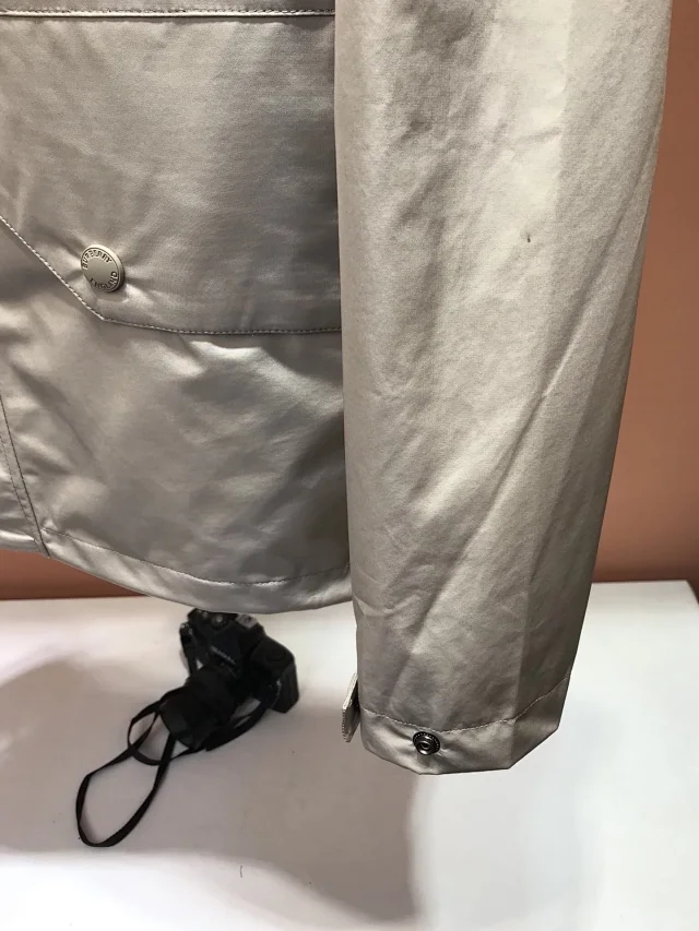 巴宝莉风衣好穿么,香港巴宝莉风衣