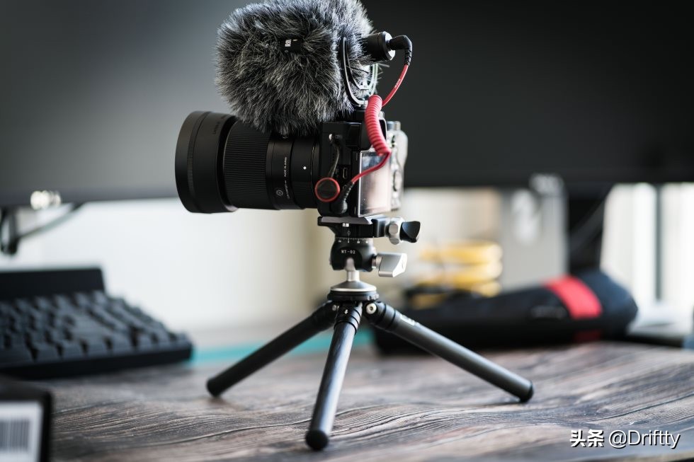 马小路三脚架02和06的区别,马小路mt2543三脚架测评