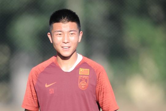 陶强龙评价足球,陶强龙踢中超视频