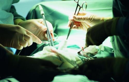 十个产妇生孩子,九个产妇要侧切?侧切五大误区,你误信了哪个?