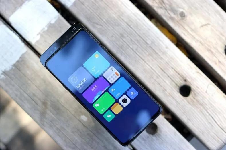 为什么小米在国外比国内还受欢迎？其实主要三点，还是价格太良心