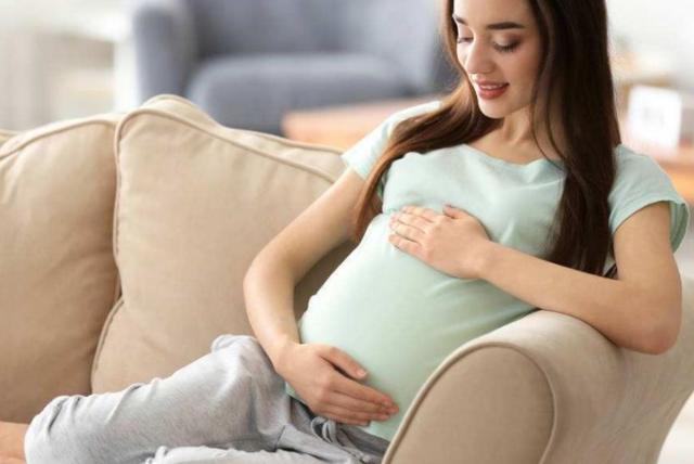 一名52岁的女性每天吃一片叶酸,中年人每天一粒叶酸亲身经历