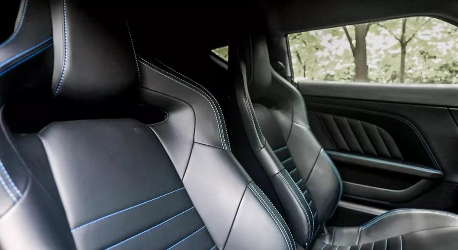 开跑车上下班是什么感觉,开跑车拉顺风车什么体验