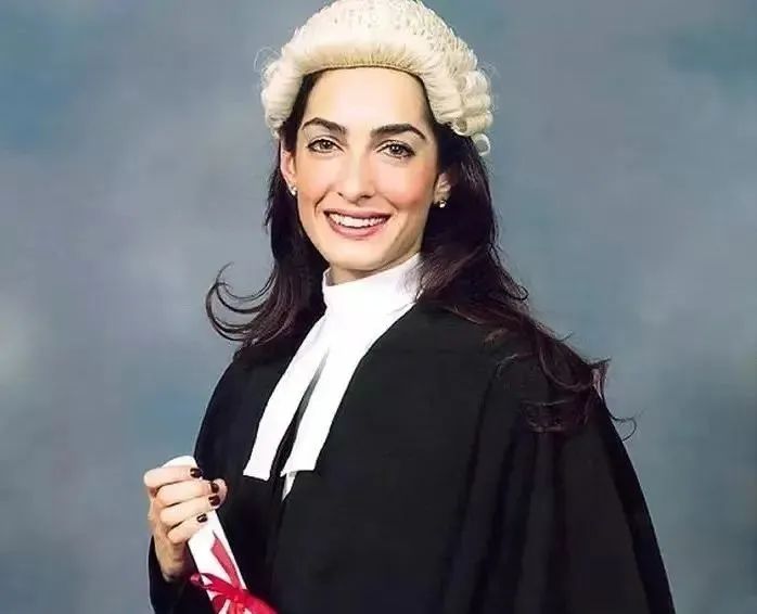 律界女王的开挂人生：多国总统围绕，迷倒乔治·克鲁尼