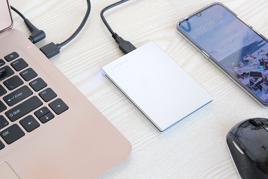 东芝移动硬盘slim1tb评测,东芝固态移动硬盘推荐评测