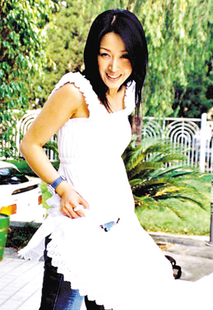 孙悦相亲相爱一家人,孙悦演唱父母的感人歌曲