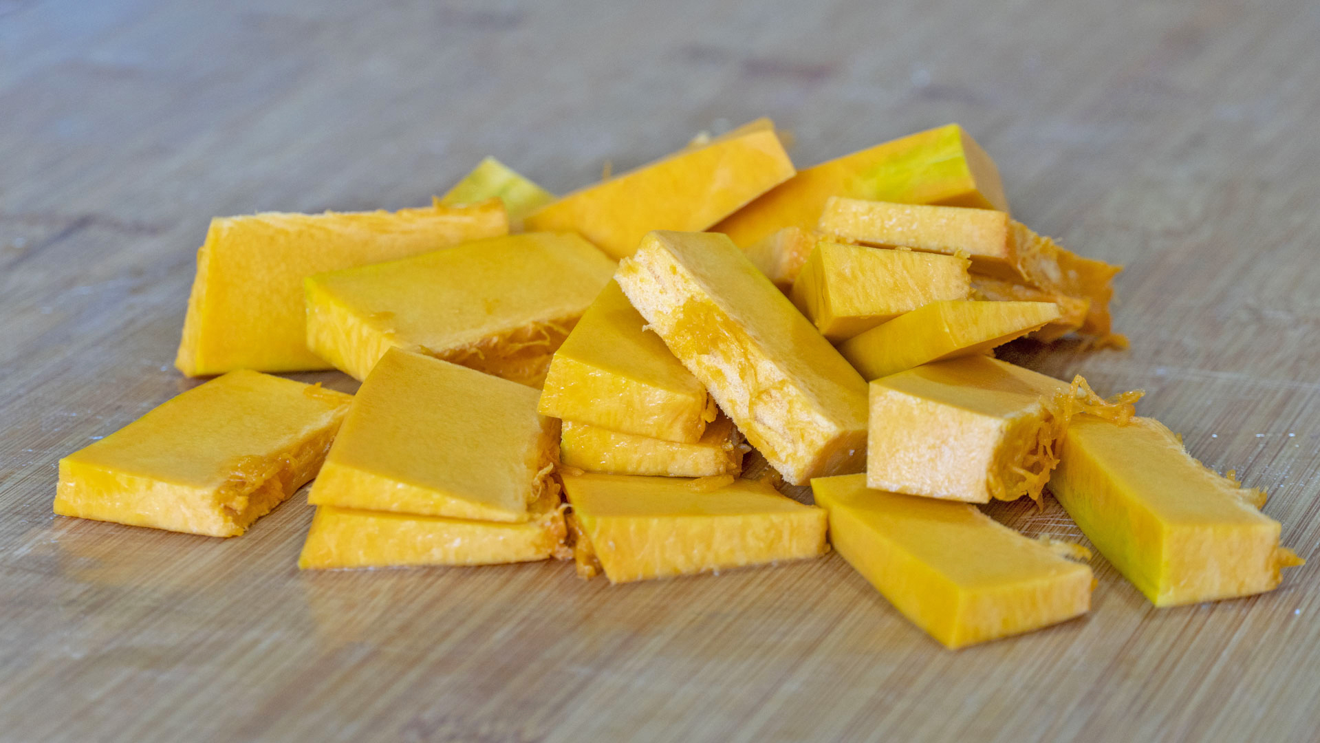 吃什么食物可以代替黄体酮催月经,吃哪些食物可以补充女人的黄体酮