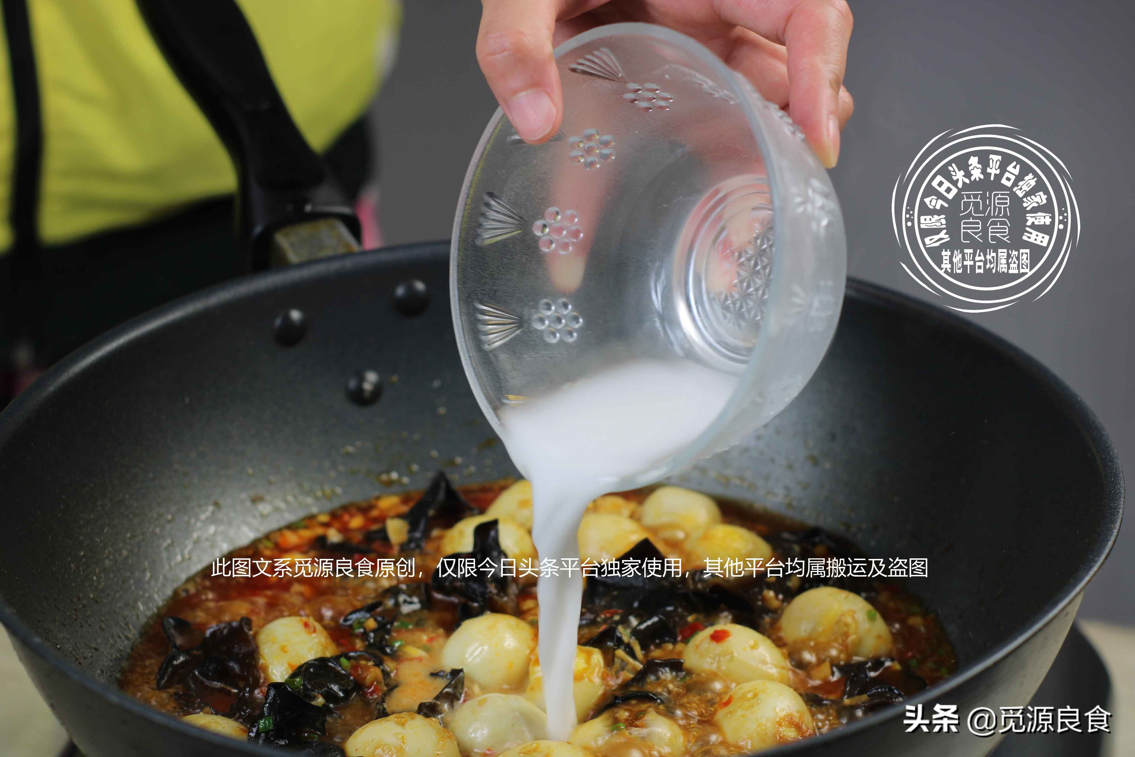 烤鹌鹑蛋酸甜口酱的做法,茄汁虎皮鹌鹑蛋酸甜可口很开胃