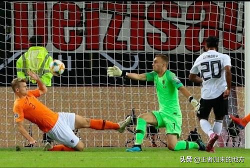 欧洲杯捷克对攻荷兰,荷兰对攻战