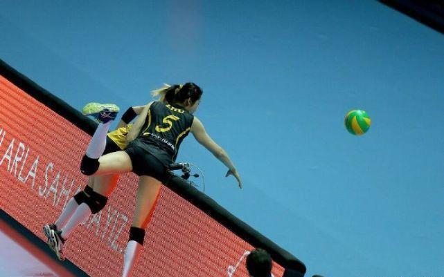 朱婷爆燃时刻,朱婷霸气救场视频