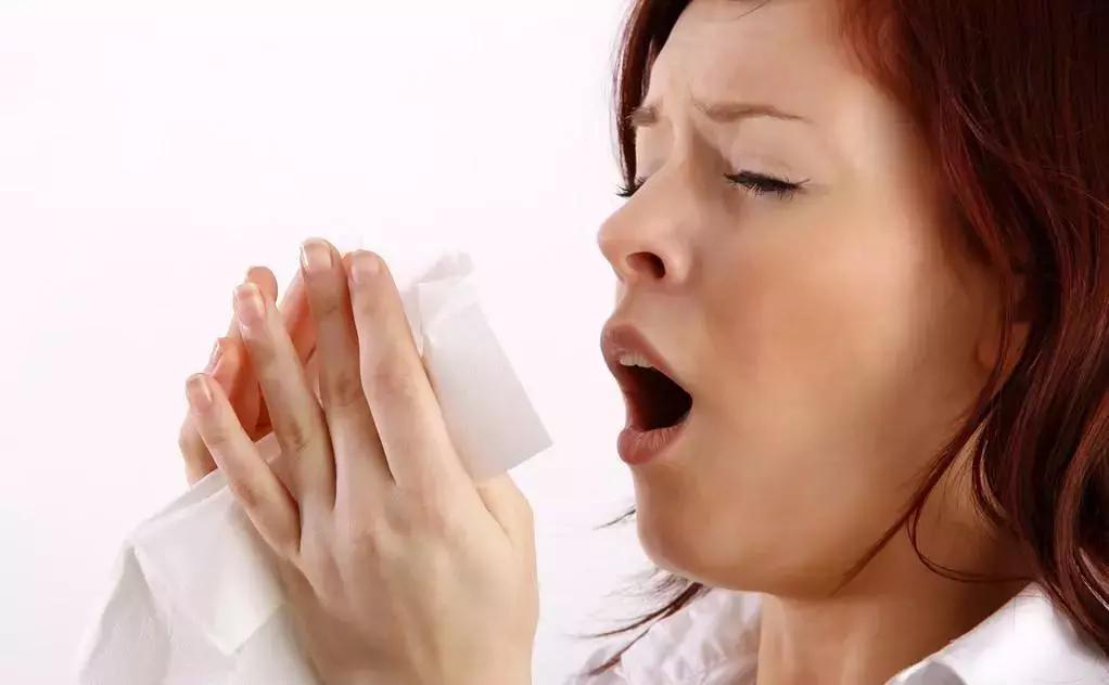 咳嗽感染到肺部饮食应该注意什么,咳嗽一个月不好多数是什么原因