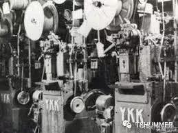 他为了制作拉链，自建了冶金工厂！供应商？不存在的