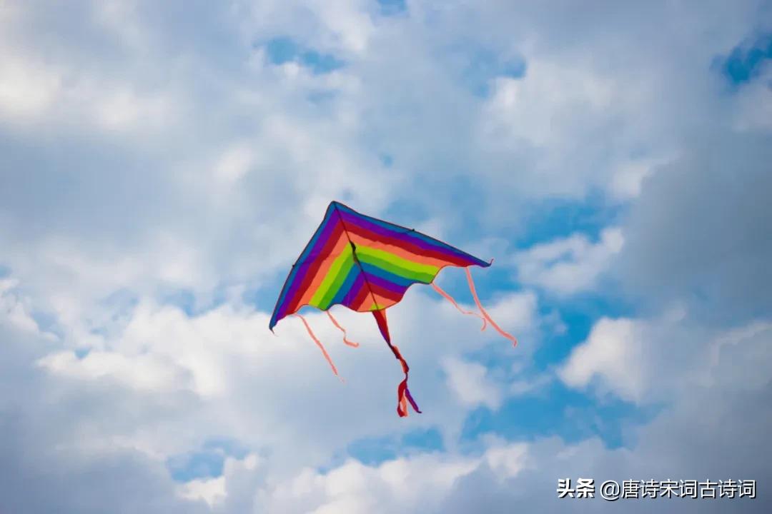 昨夜春风至堂前,昨夜春风花满枝