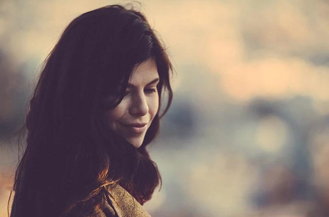 老公太老实又挣不到大钱想离婚 (老公月薪太低想离婚)