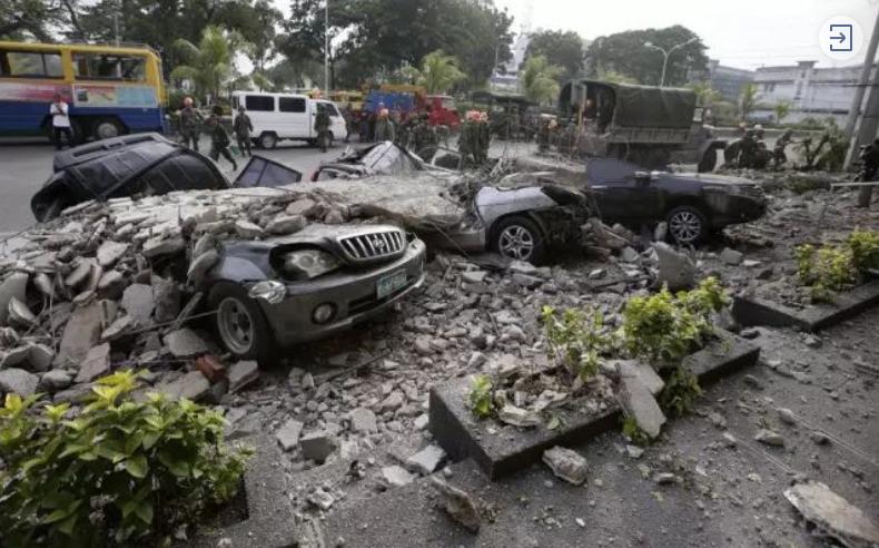 撞了车怎么报案流程,车撞了行人怎样理赔