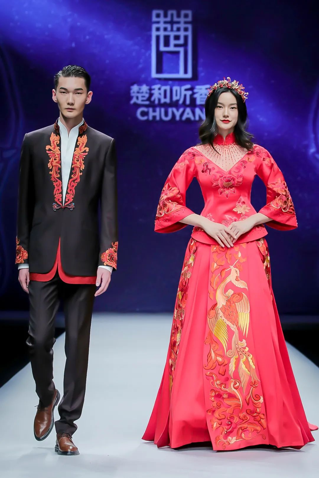 一眼看尽中式婚服,只羡鸳鸯不羡仙结缘