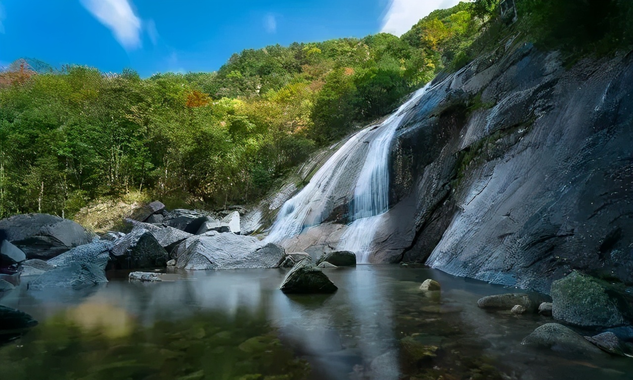 避暑胜地仙境光雾山,光雾山避暑住宿详细攻略