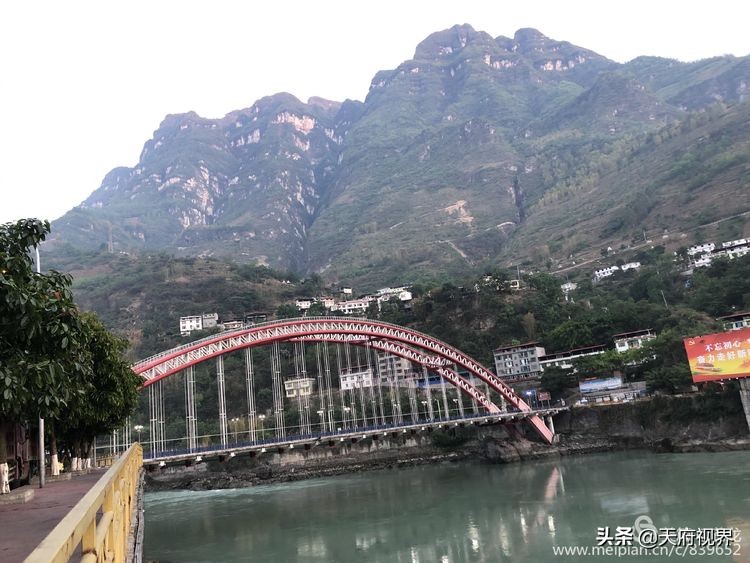 中国百慕大黑竹沟了解一下,穿越黑竹沟揭秘中国百慕大