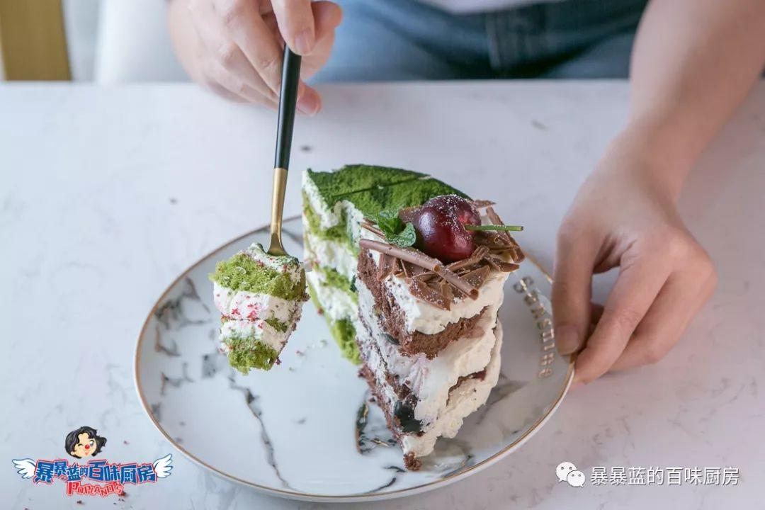 1500个忠粉入坑4年，终于等到实体店！每款蛋糕都让人忘记卡路里