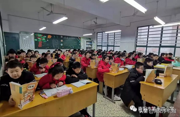 南阳市第十四小学校2017,南阳市第九小学新生迎开学季