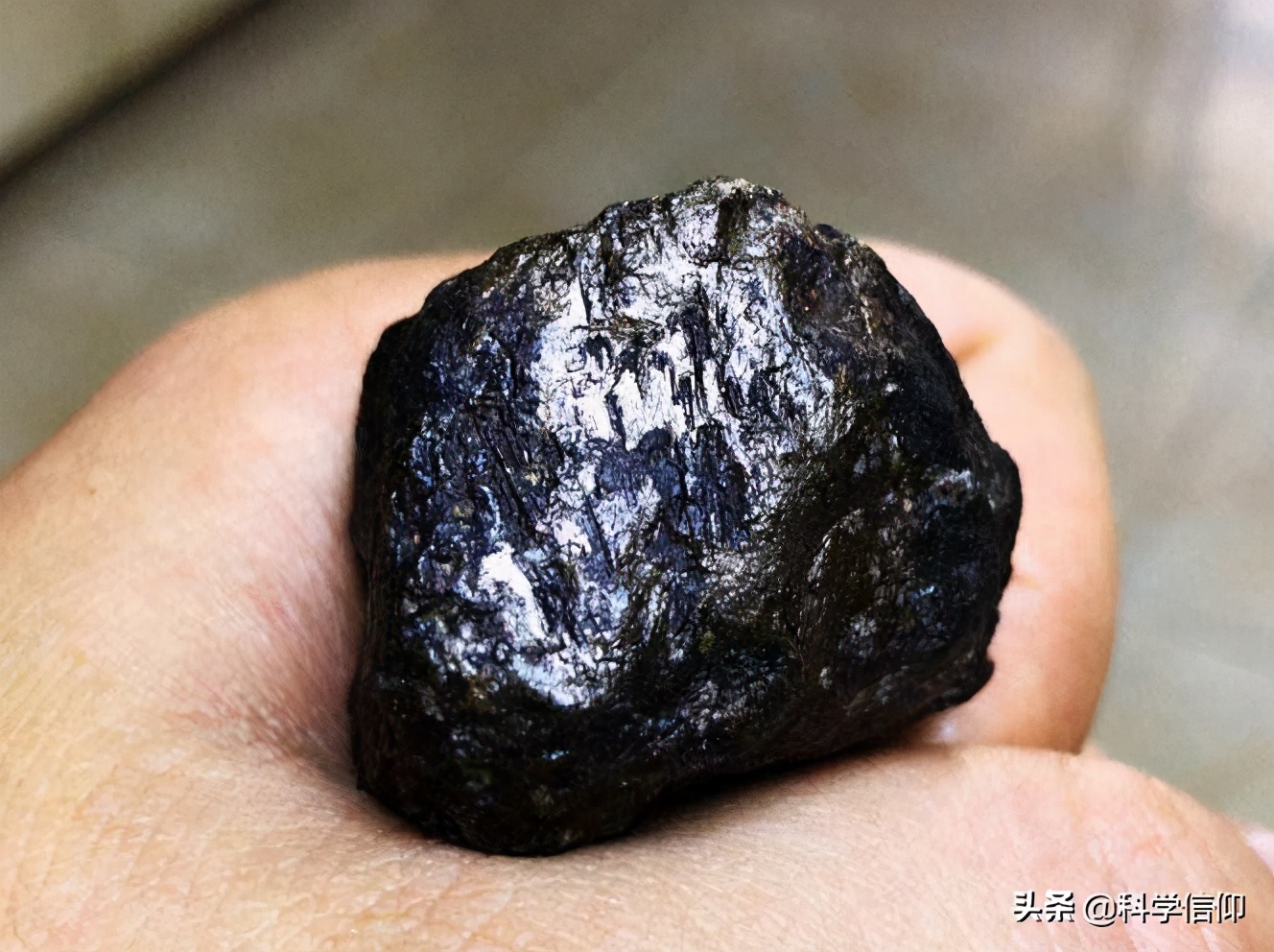 最值钱的元素周期表,元素周期表价格最贵