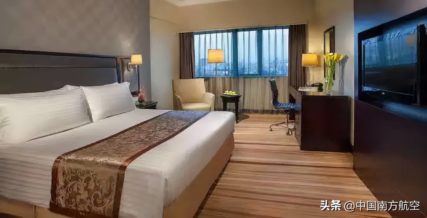 398往返机票,13999机票飞全国